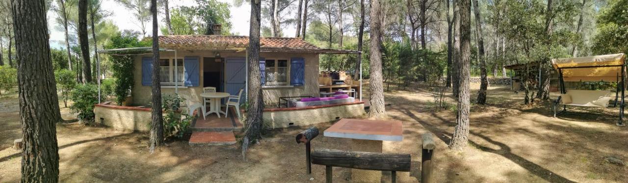 Maisonnette En Pleine Nature Le Beausset Exterior photo